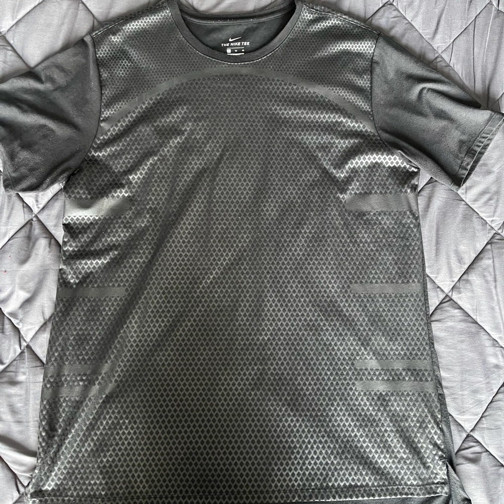 Nike tee